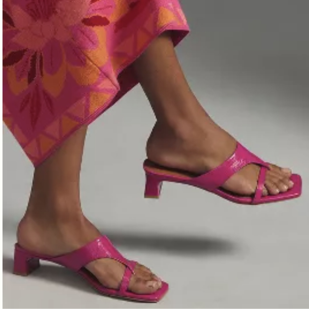 Intentionally Blank Overlap Heels